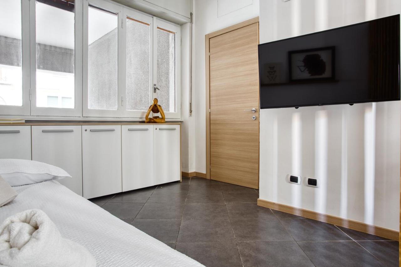 C Studio - Design Bilo Suite -M3- 8 Min Dal Duomo Mediolan Zewnętrze zdjęcie